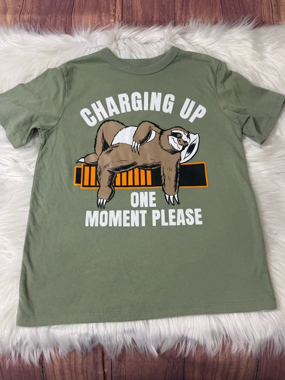 The Children’s Place Green Graphic T-Shirt Green - Boys Size M (7/8)